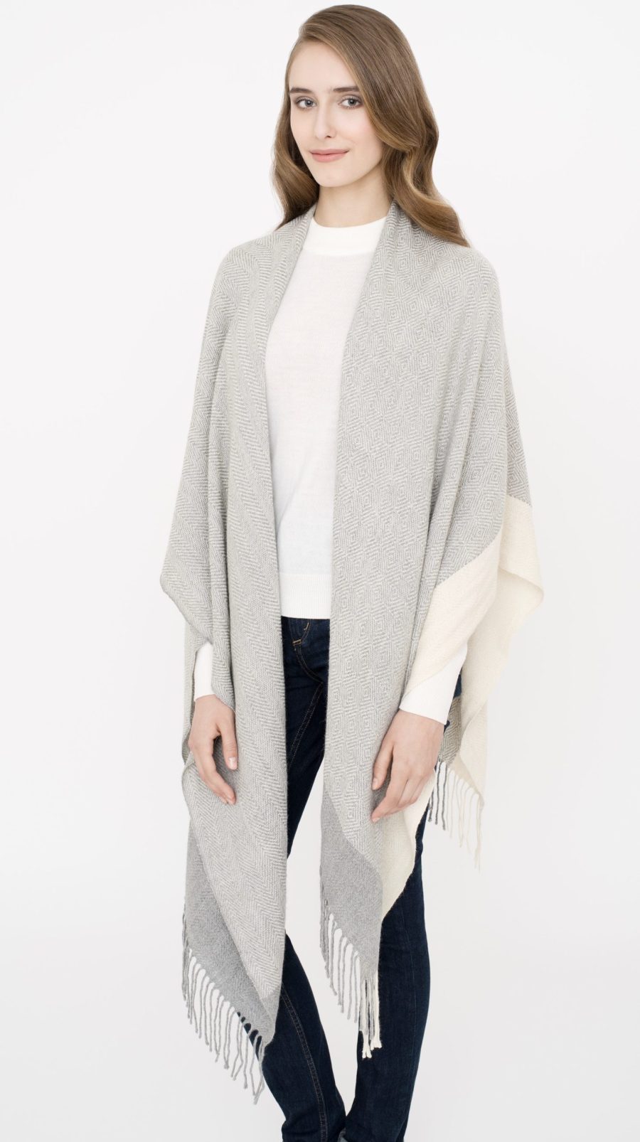 Ethnik-Cape-grau-e1638362667876-scaled Damen Poncho Ethnic